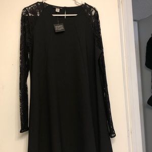 Missy- Lace swing dress